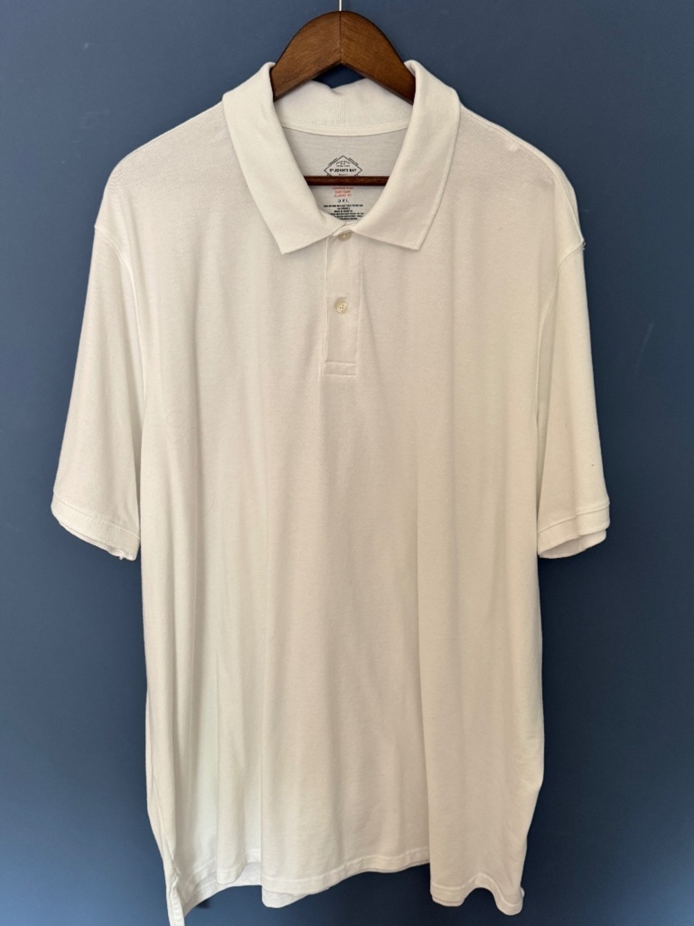 St. John's Bay white polo shirt Size 3XL in EUC
